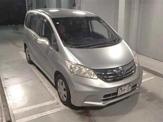 HONDA FREED 2012
