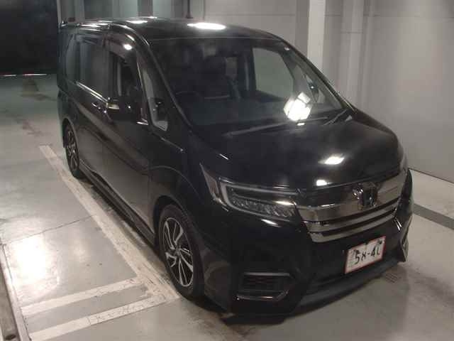 HONDA STEP WAGON 2018