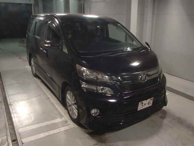 TOYOTA VELLFIRE 2012