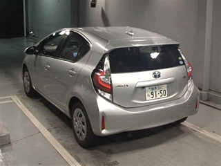 TOYOTA AQUA 2018