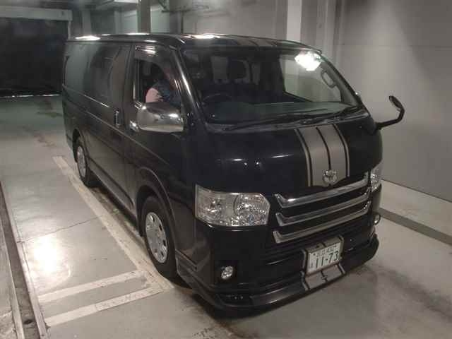 TOYOTA HIACE VAN 2014