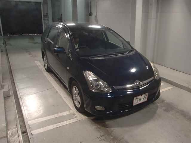 TOYOTA WISH 2008