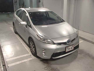 TOYOTA PRIUS 2012