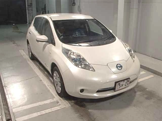 NISSAN LEAF 2016