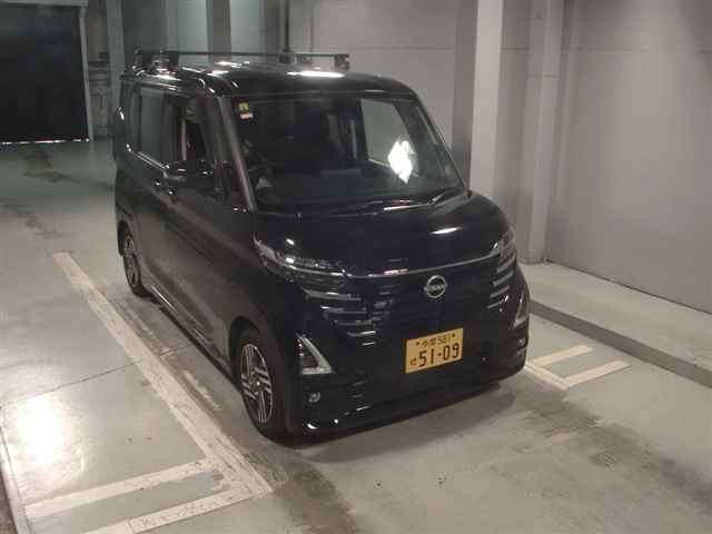 NISSAN ROOX 2023