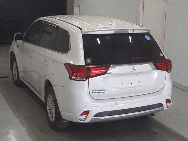 MITSUBISHI OUTLANDER PHEV 2018