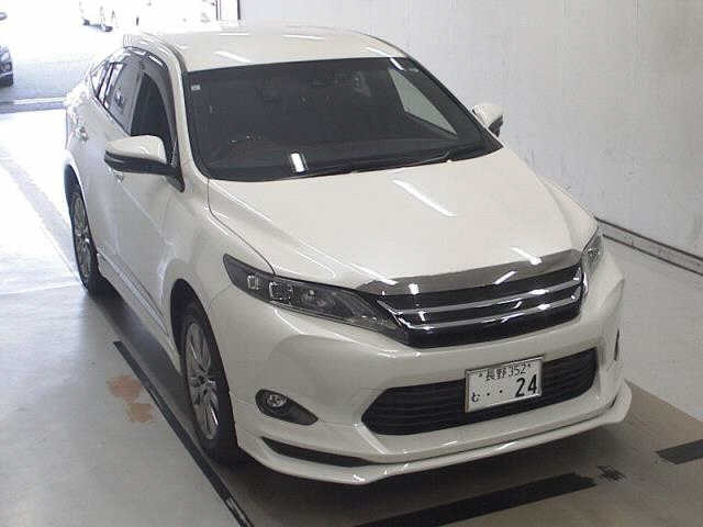 TOYOTA HARRIER 2017
