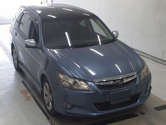 SUBARU EXIGA 2014