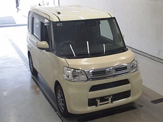 DAIHATSU TANTO 2018
