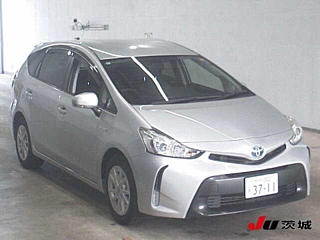 TOYOTA PRIUS ALPHA 2016