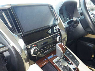 TOYOTA VELLFIRE 2016