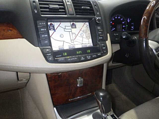 TOYOTA CROWN 2012