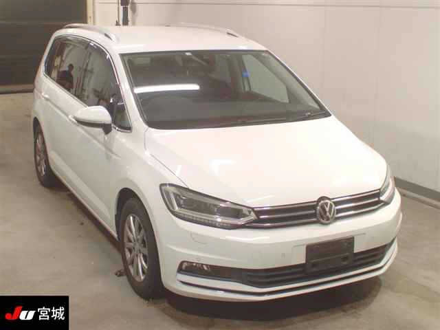 VOLKSWAGEN GOLF TOURAN 2018