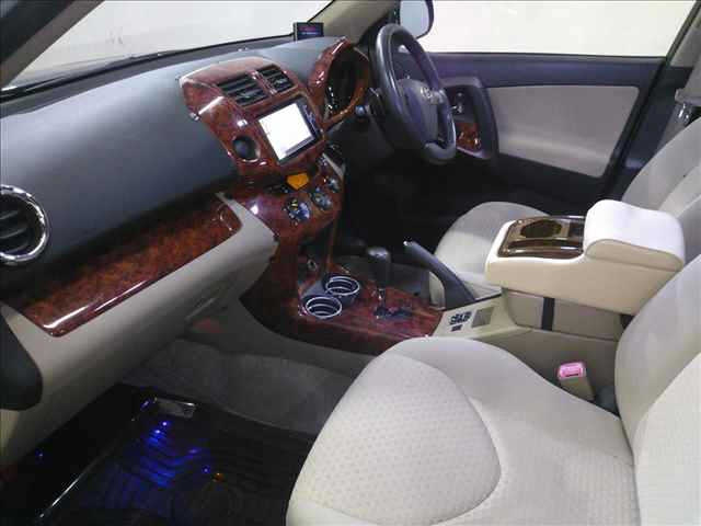 TOYOTA VANGUARD 2013