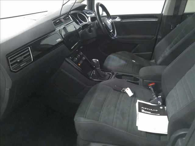 VOLKSWAGEN GOLF TOURAN 2018