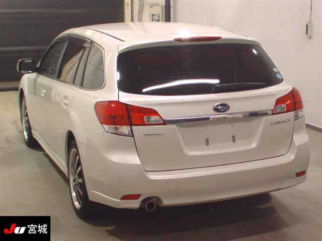 SUBARU LEGACY 2010