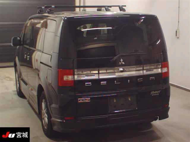 MITSUBISHI DELICA D5 2008