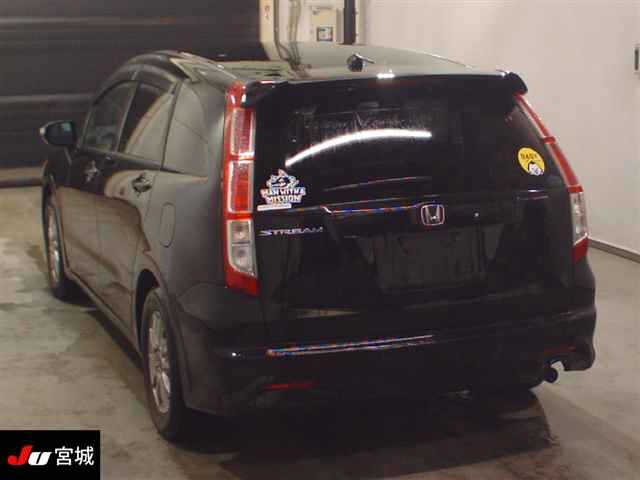 HONDA STREAM 2011
