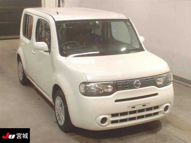 NISSAN CUBE 2010