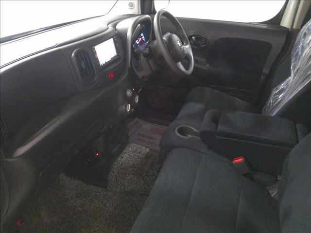 NISSAN CUBE 2010
