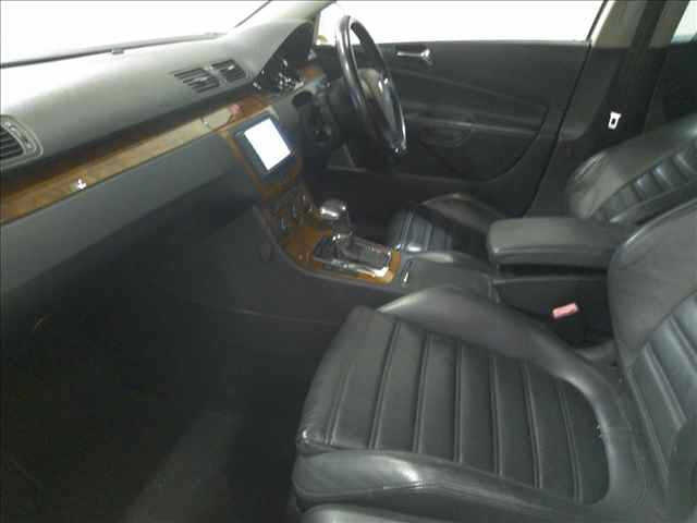 VOLKSWAGEN PASSAT VARIANT 2008