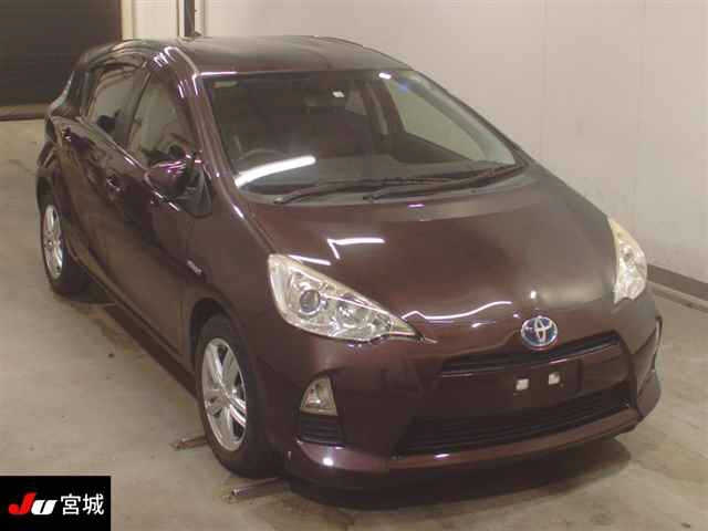 TOYOTA AQUA 2014