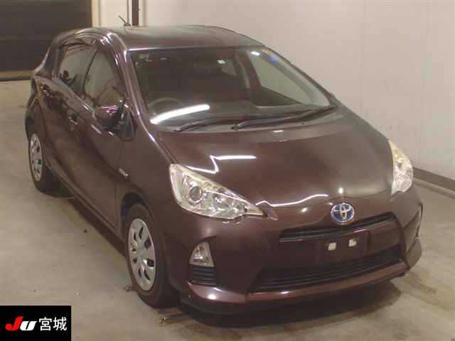 TOYOTA AQUA 2014