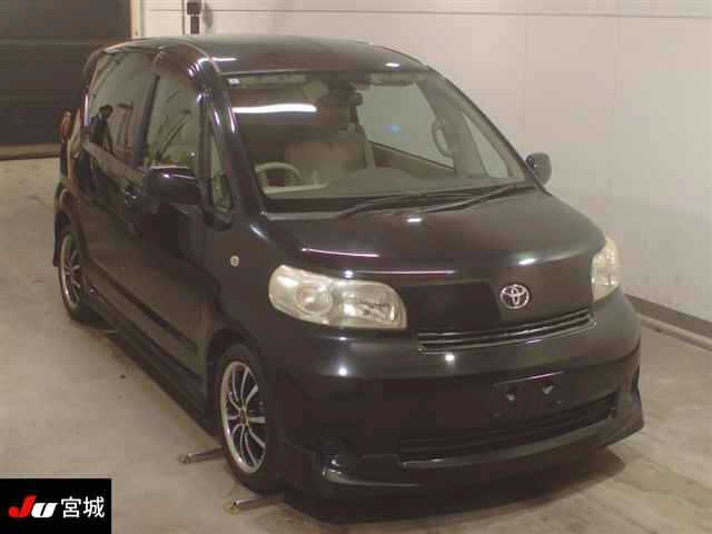 TOYOTA PORTE 2009