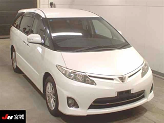 TOYOTA ESTIMA 2010