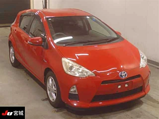TOYOTA AQUA 2012