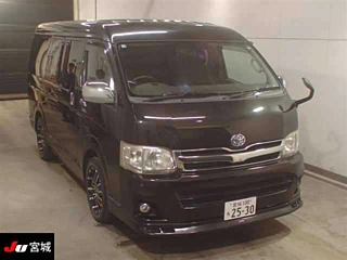 TOYOTA HIACE VAN 2010