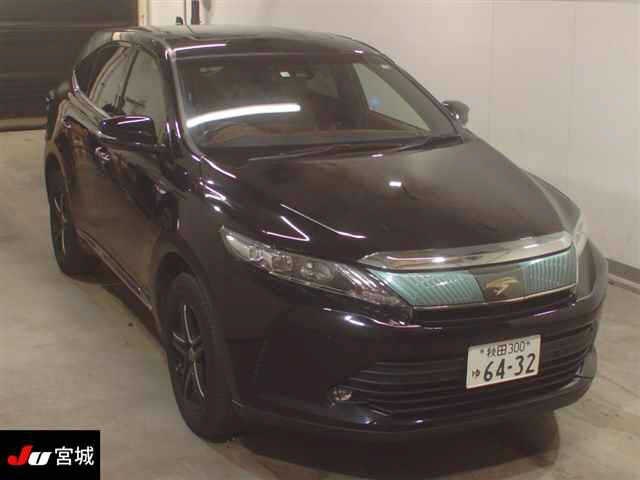 TOYOTA HARRIER 2018