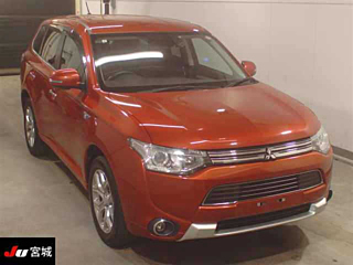 MITSUBISHI OUTLANDER PHEV 2015