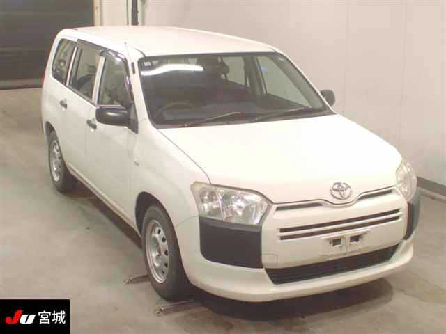 TOYOTA SUCCEED 2015