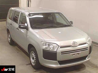 TOYOTA SUCCEED 2020