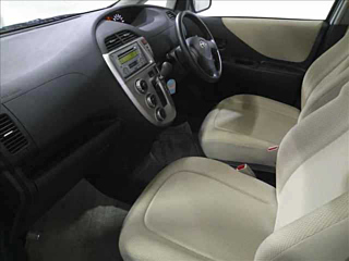 TOYOTA RACTIS 2008