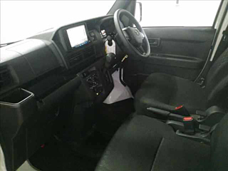 DAIHATSU HIJET VAN 2024