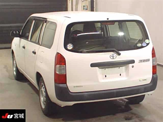 TOYOTA SUCCEED 2015