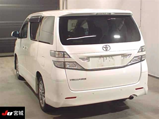 TOYOTA VELLFIRE 2010
