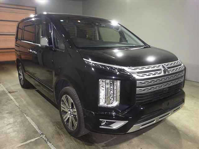 MITSUBISHI DELICA D5 2023