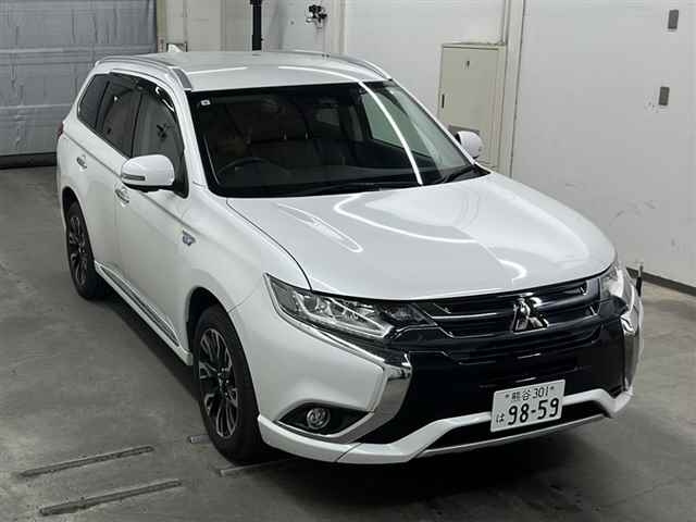 MITSUBISHI OUTLANDER PHEV 2017