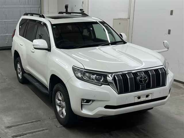 TOYOTA LAND CRUISER PRADO 2020