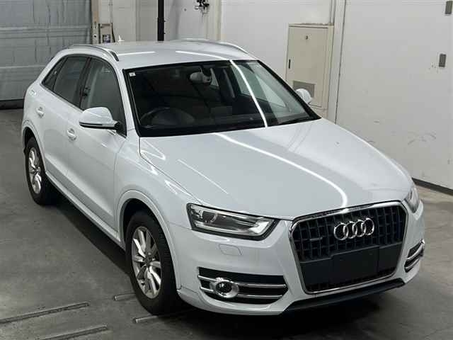 AUDI Q3 2015