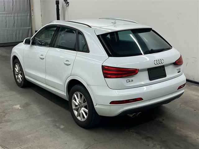 AUDI Q3 2015