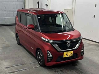 NISSAN ROOX 2021