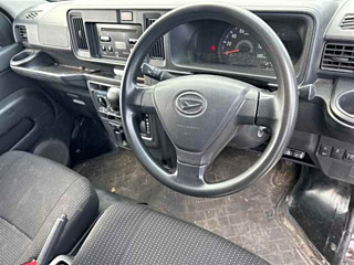 DAIHATSU HIJET VAN 2017
