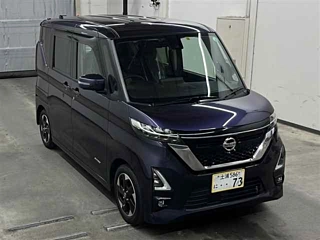 NISSAN ROOX 2021
