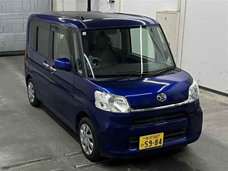 DAIHATSU TANTO 2015