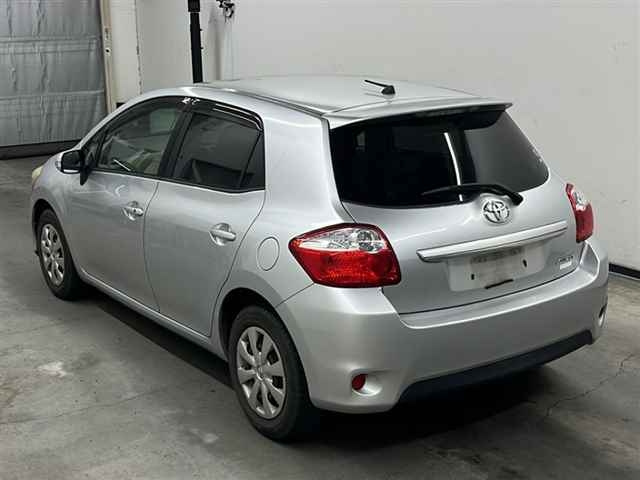 TOYOTA AURIS 2010