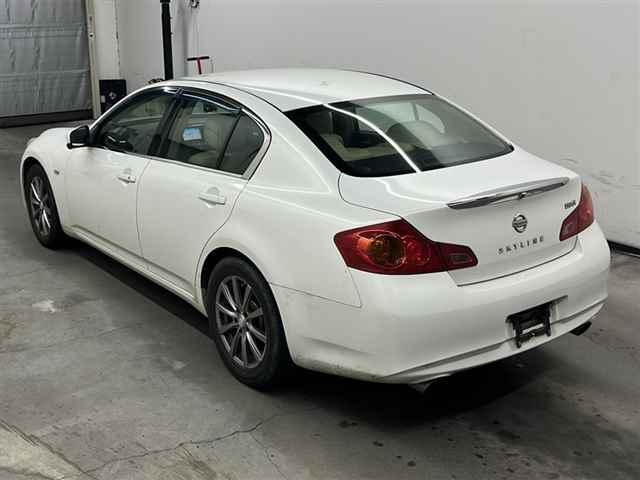 NISSAN SKYLINE 2011